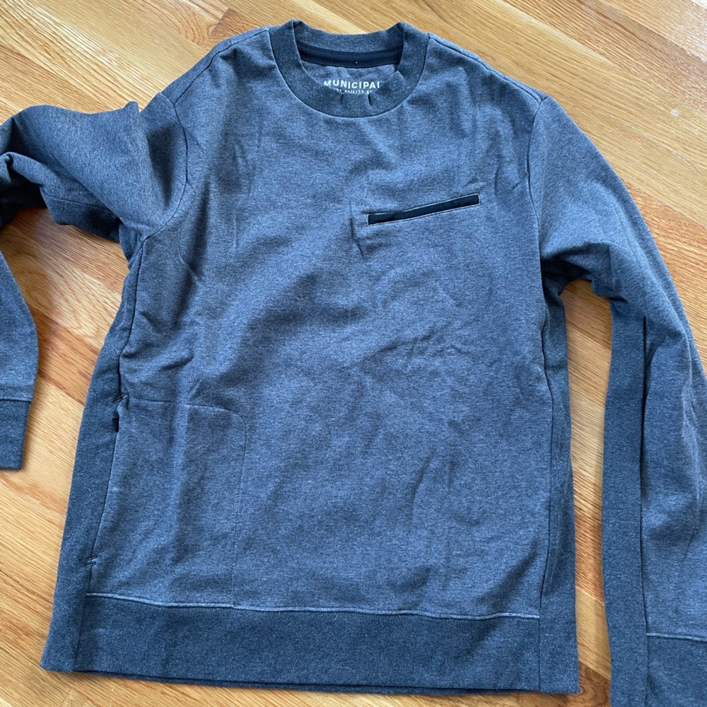 Municipal Sport Utility Gear Grey Long sleeve crew neck shirt men’s medium